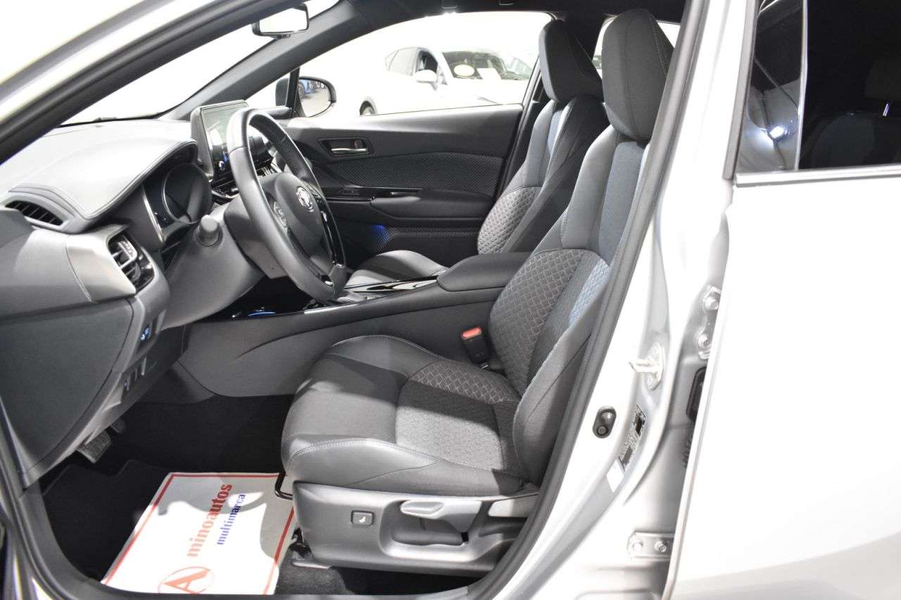 TOYOTA C-HR en Minoautos