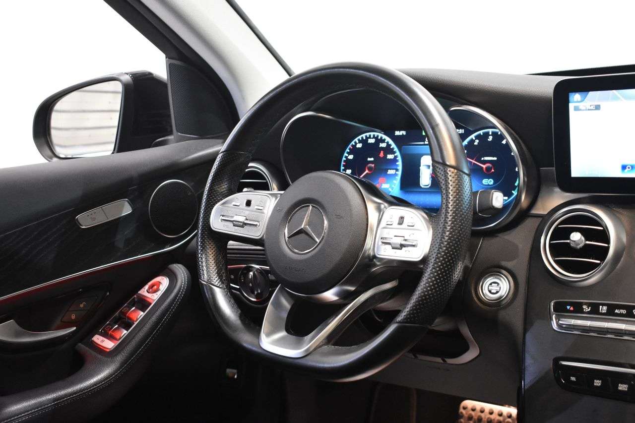 MERCEDES-BENZ CLASE GLC