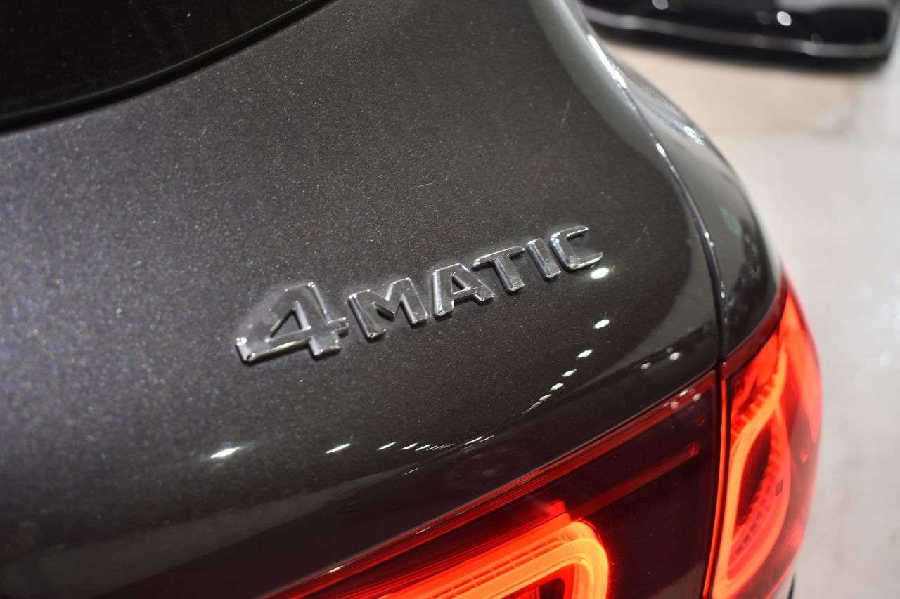 MERCEDES-BENZ CLASE GLC en Minoautos