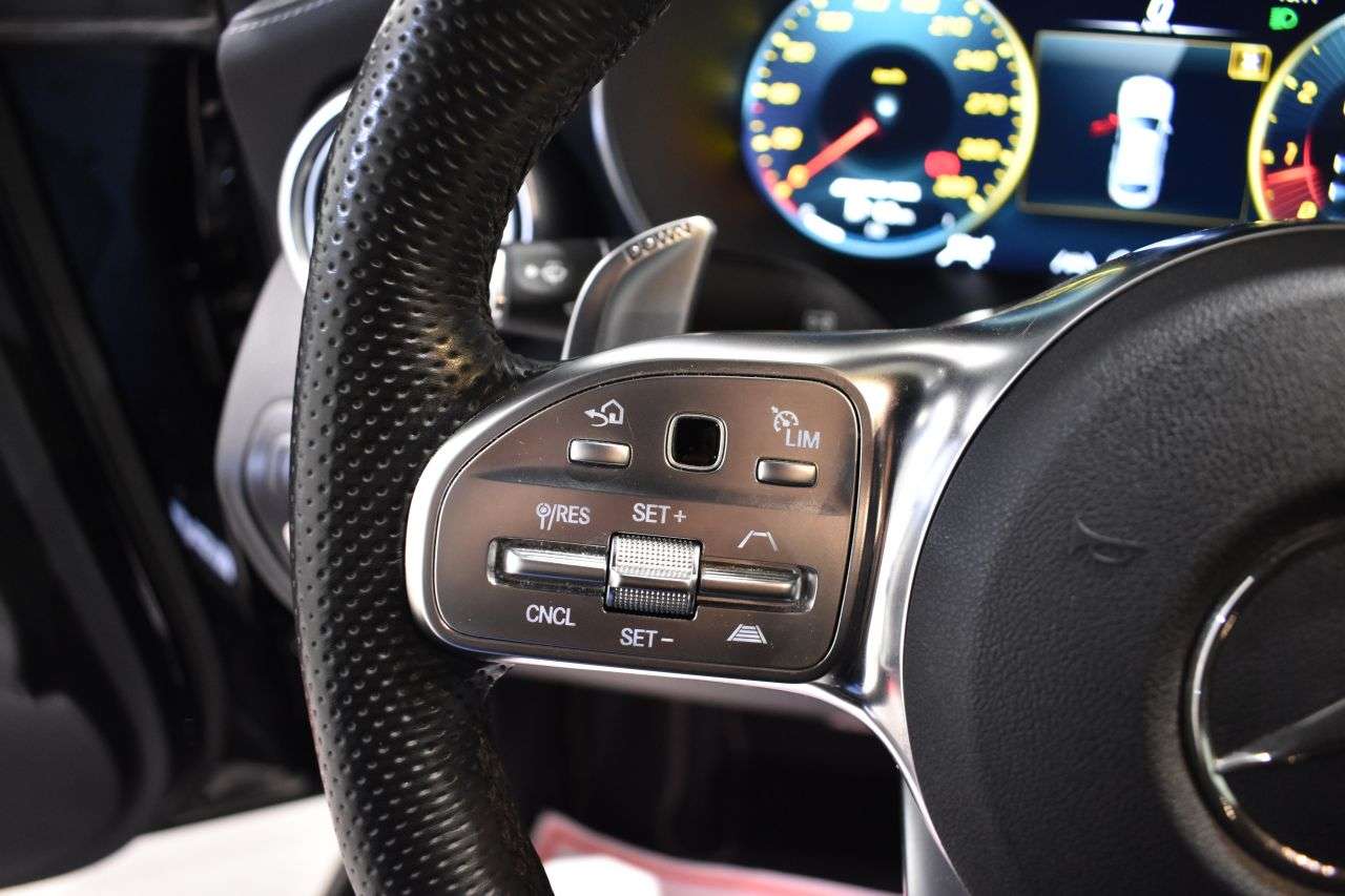 MERCEDES-BENZ GLC COUP� en Minoautos