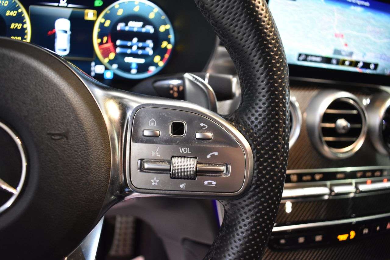 MERCEDES-BENZ GLC COUP� en Minoautos