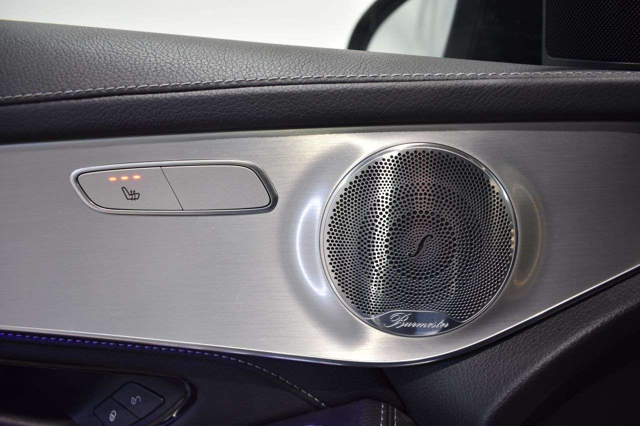 MERCEDES-BENZ GLC COUP� en Minoautos