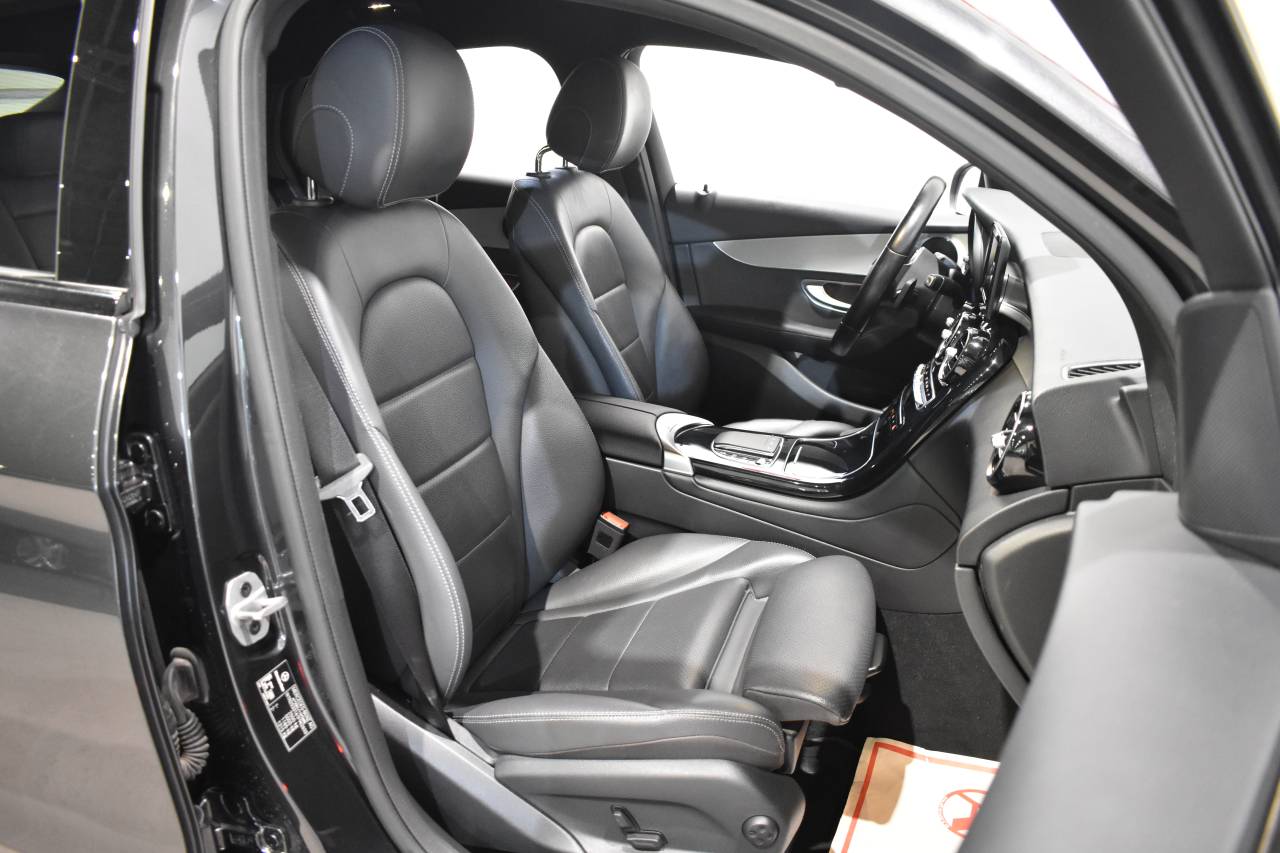 MERCEDES-BENZ GLC COUP� en Minoautos