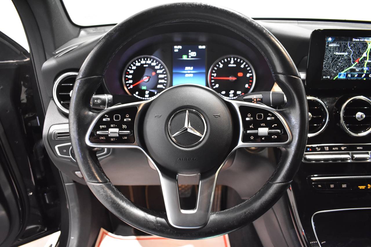 MERCEDES-BENZ GLC COUP� en Minoautos