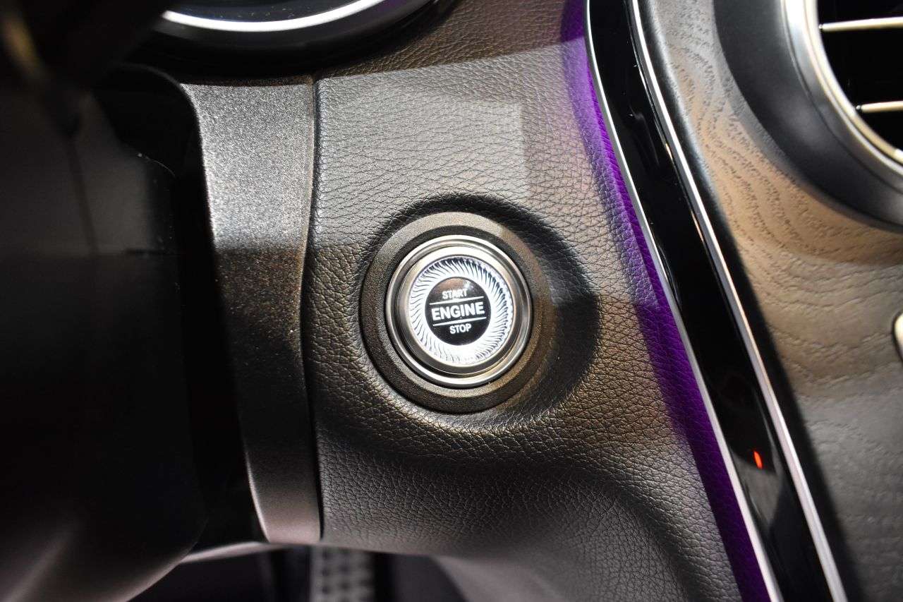 MERCEDES-BENZ CLASE C ESTATE en Minoautos