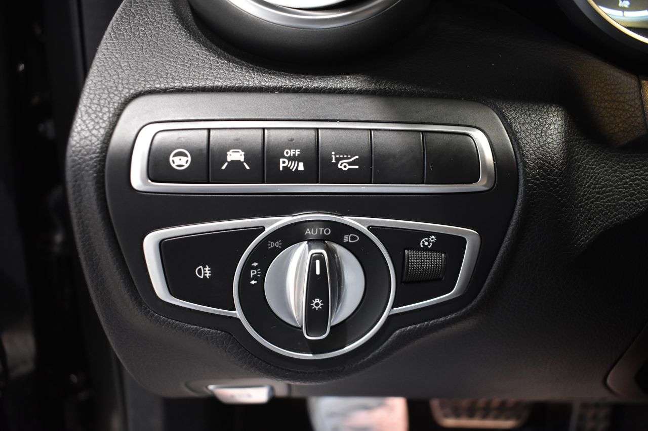 MERCEDES-BENZ CLASE C ESTATE en Minoautos