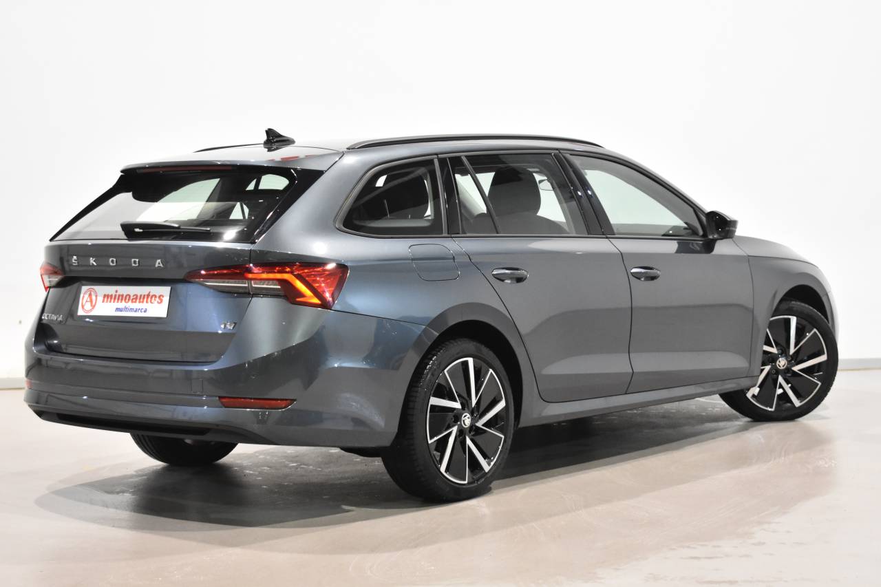 SKODA OCTAVIA COMBI en Minoautos