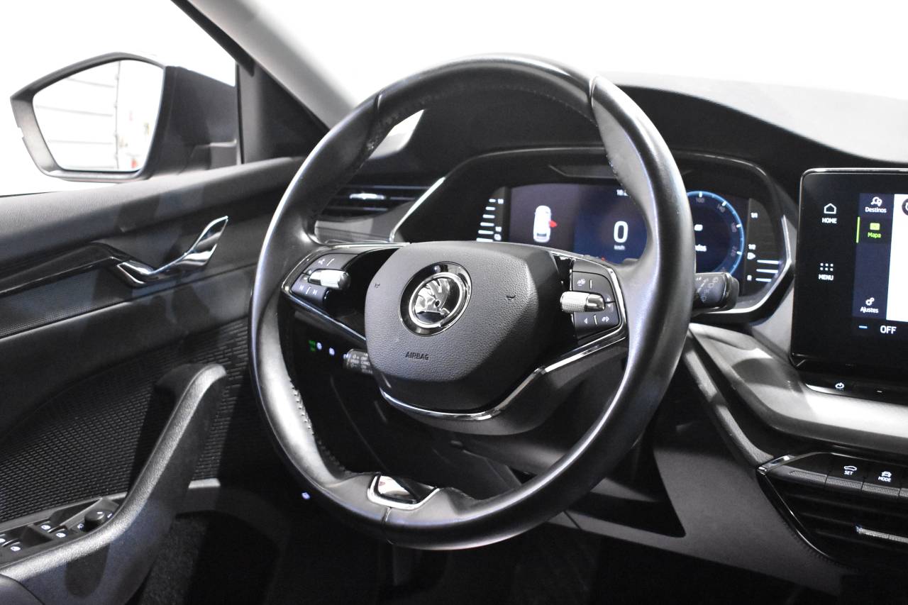 SKODA OCTAVIA COMBI en Minoautos