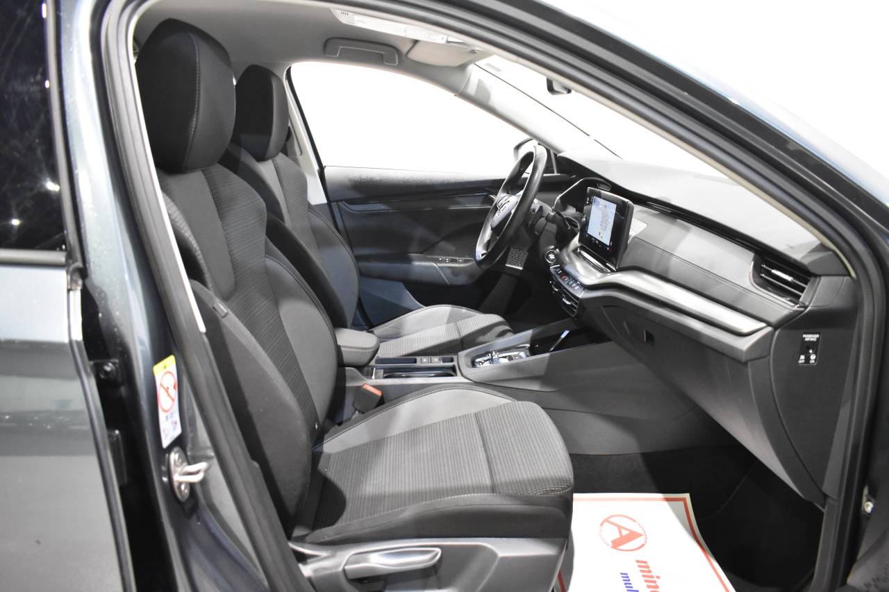 SKODA OCTAVIA COMBI en Minoautos