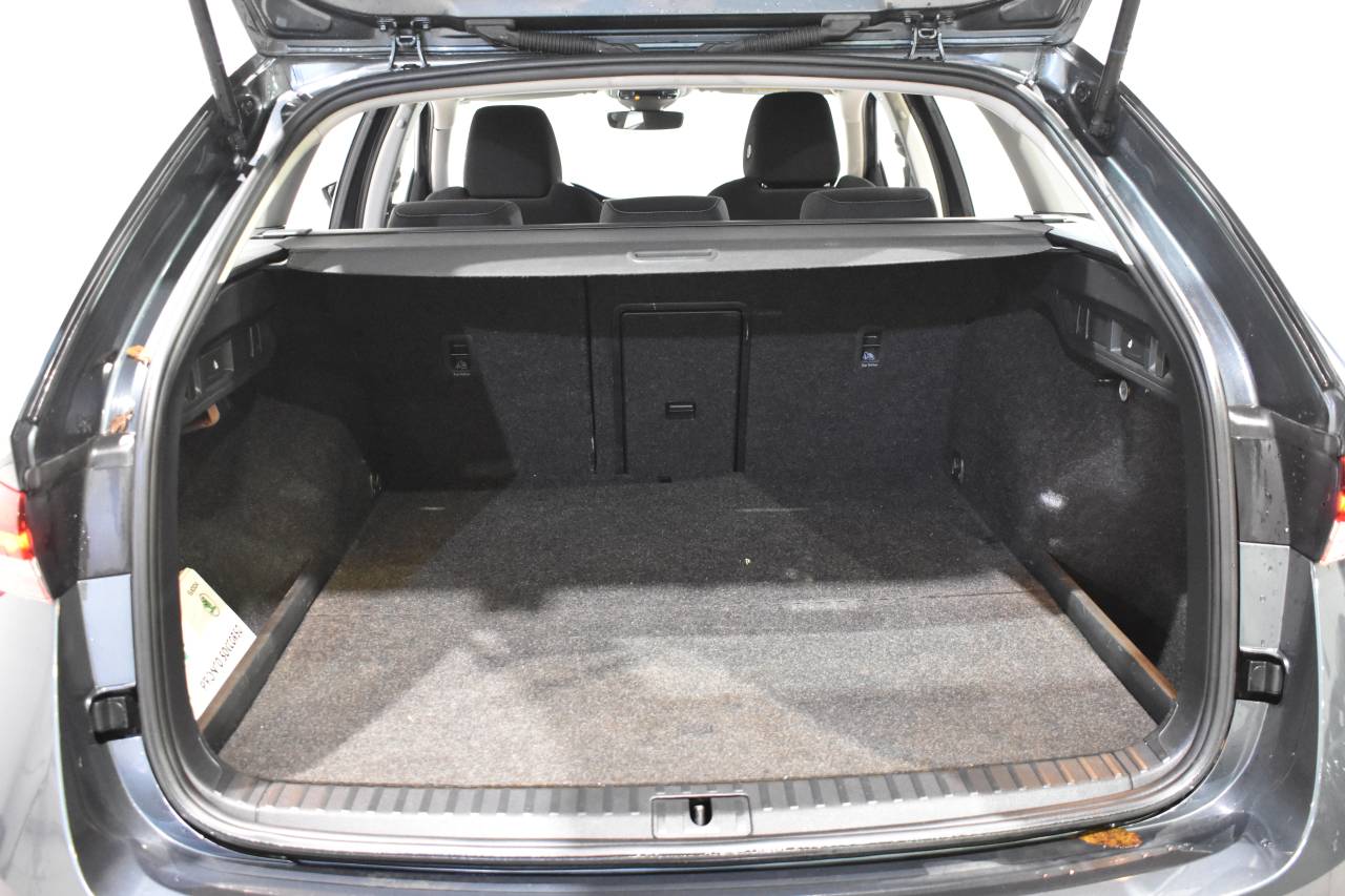 SKODA OCTAVIA COMBI en Minoautos