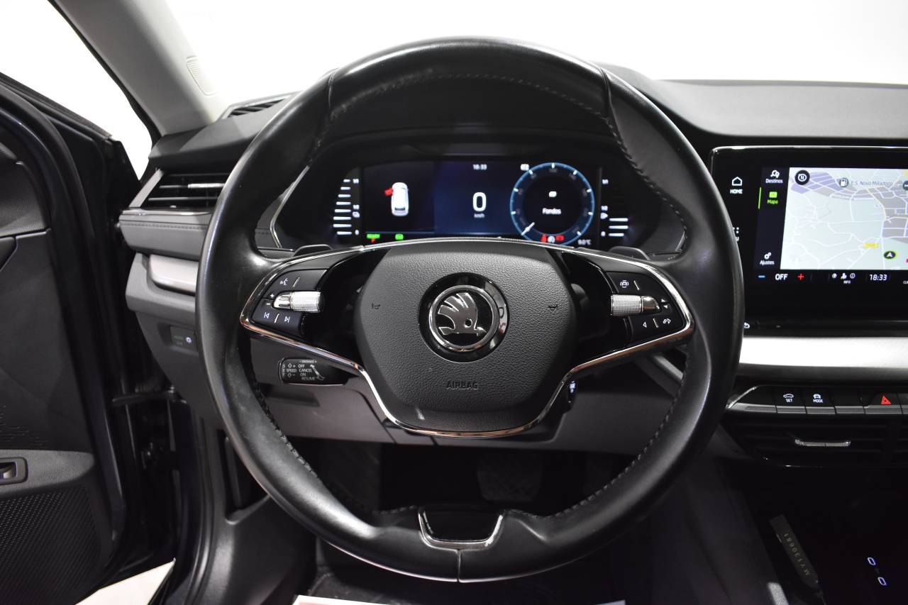 SKODA OCTAVIA COMBI en Minoautos