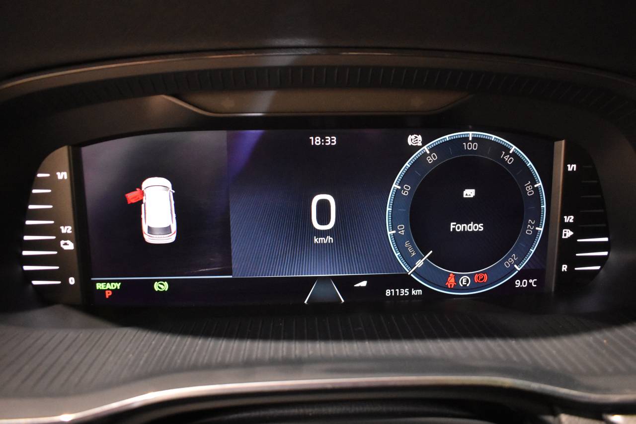 SKODA OCTAVIA COMBI en Minoautos