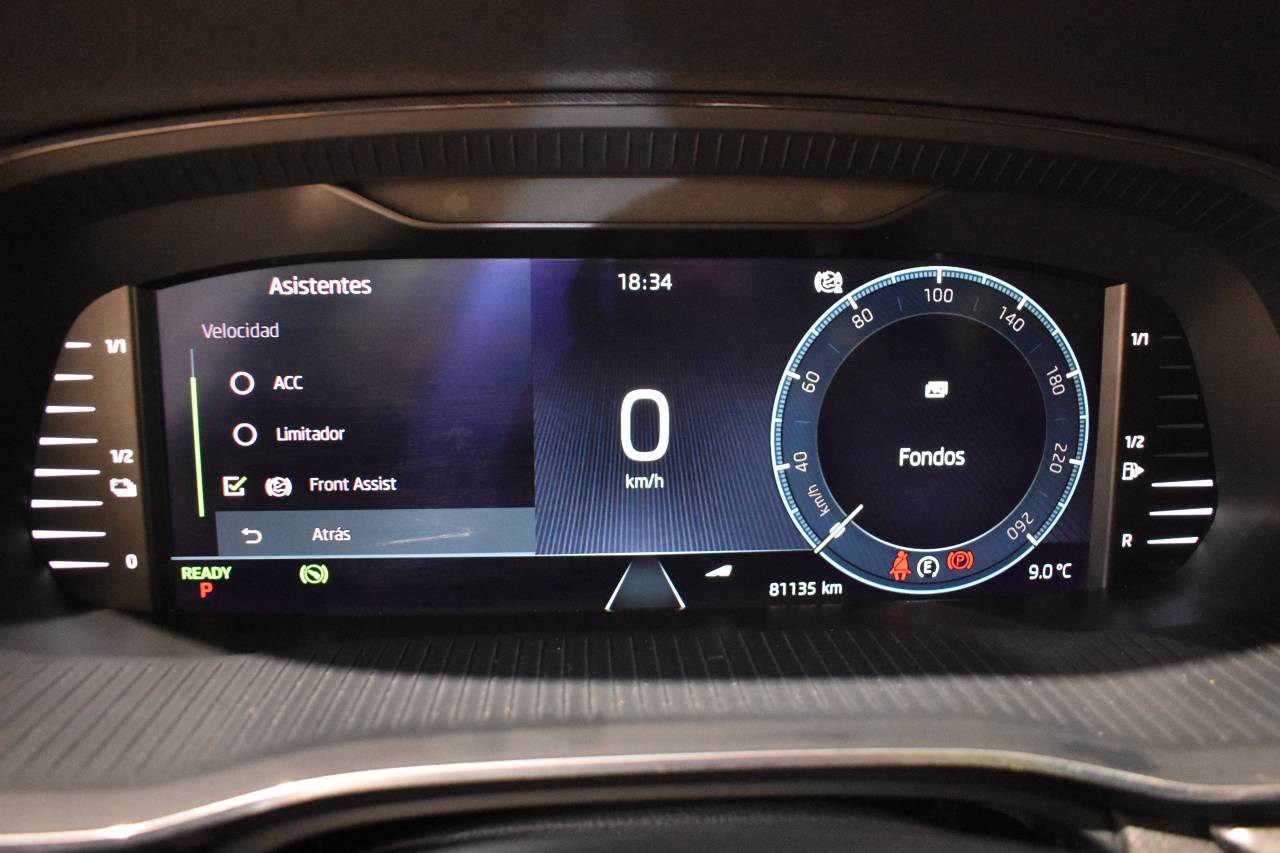 SKODA OCTAVIA COMBI en Minoautos