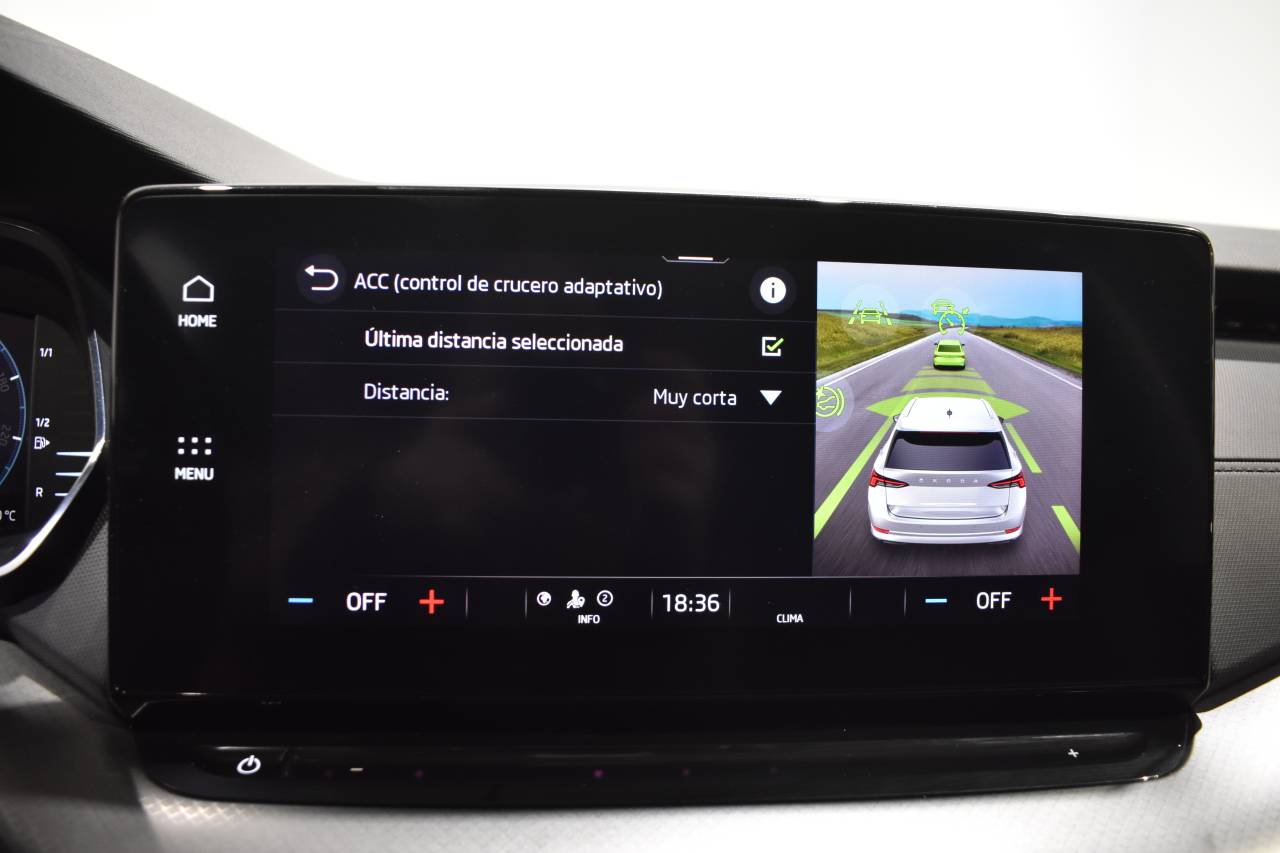 SKODA OCTAVIA COMBI en Minoautos