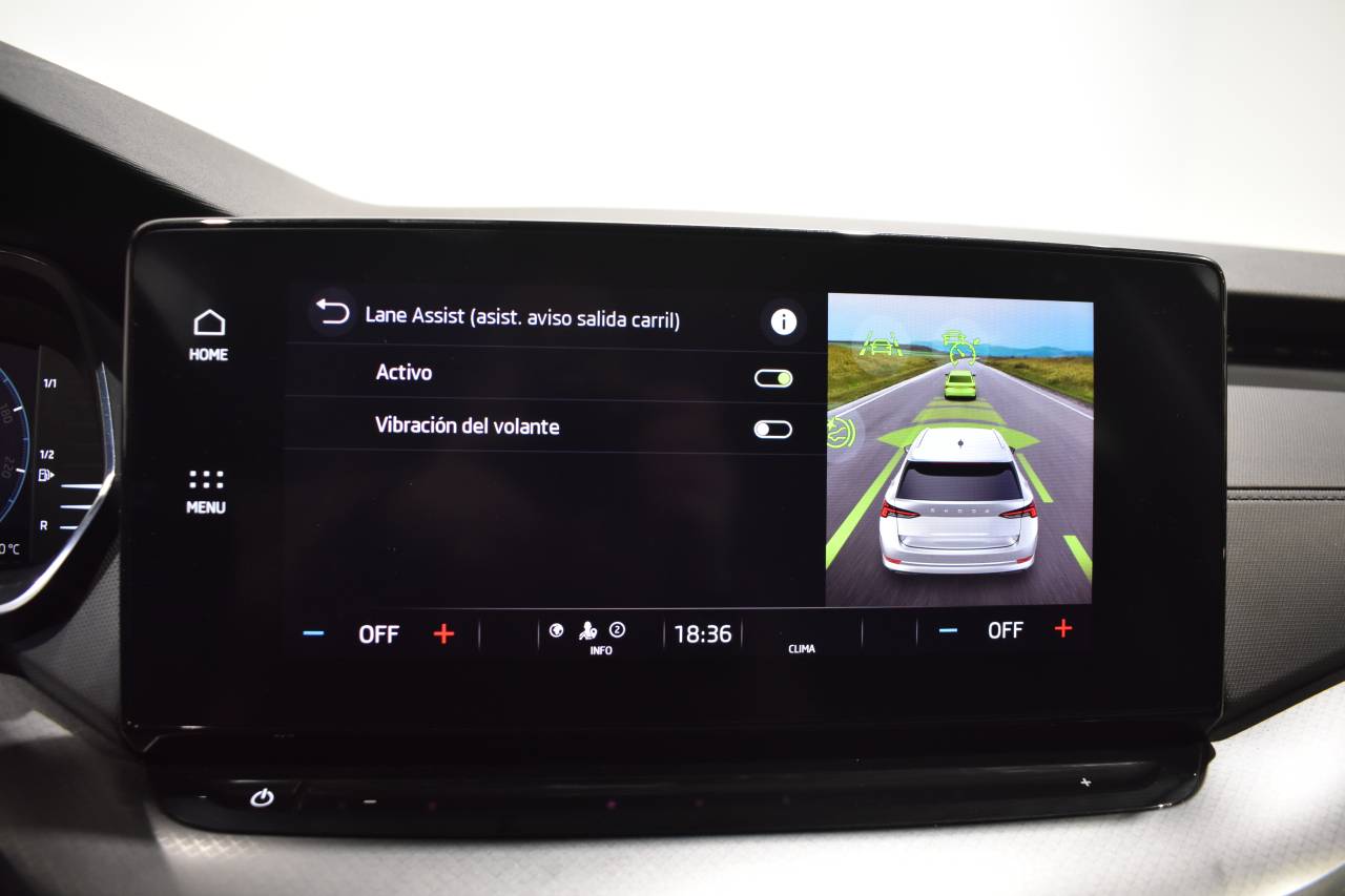 SKODA OCTAVIA COMBI en Minoautos