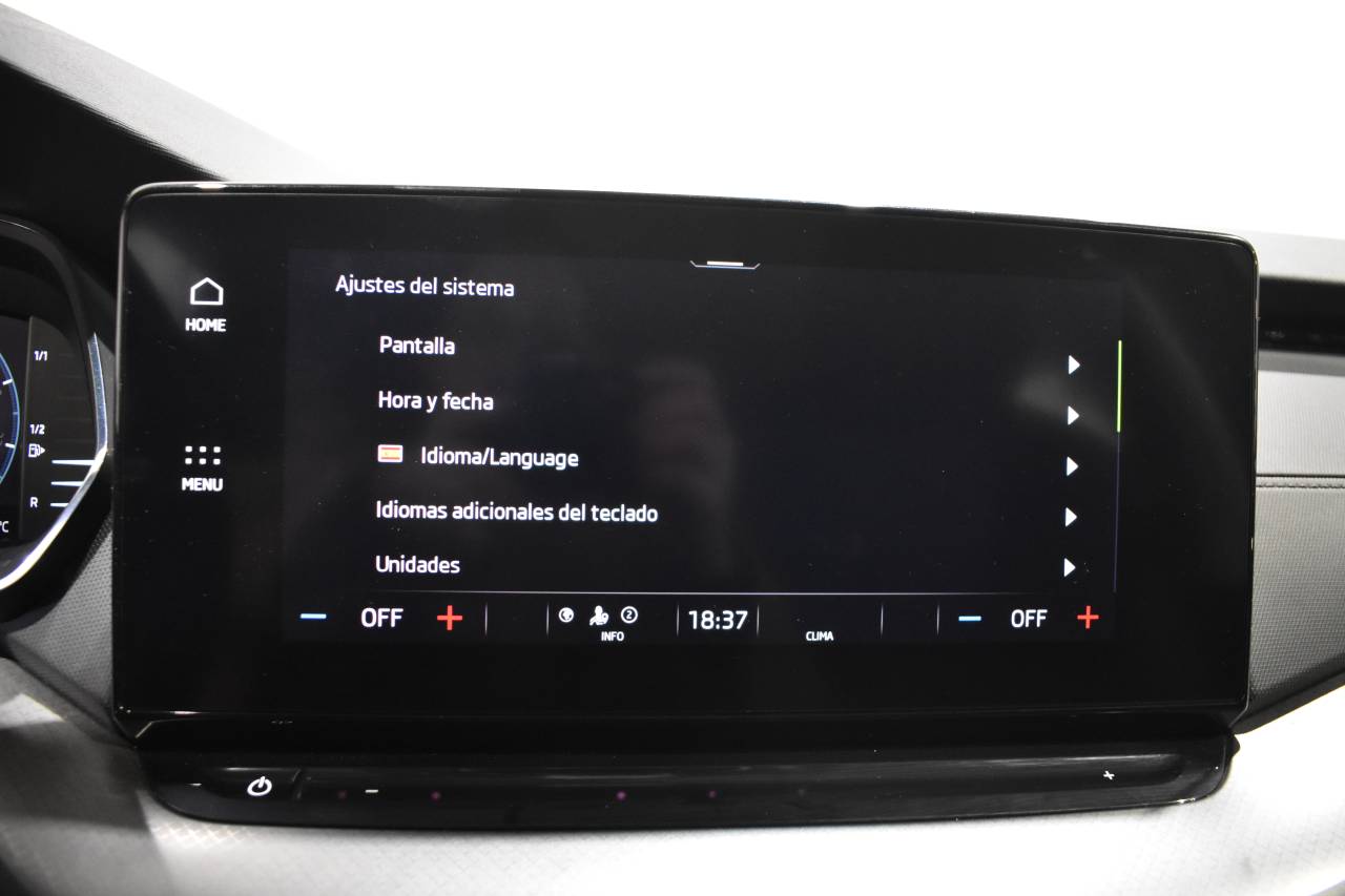 SKODA OCTAVIA COMBI en Minoautos