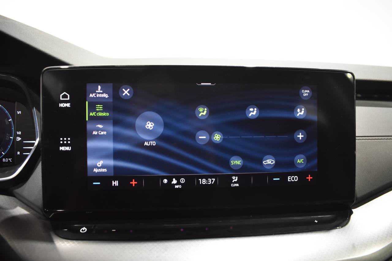 SKODA OCTAVIA COMBI en Minoautos