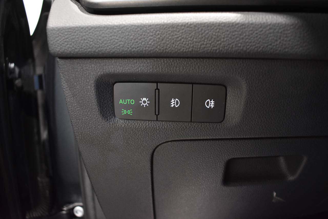 SKODA OCTAVIA COMBI en Minoautos