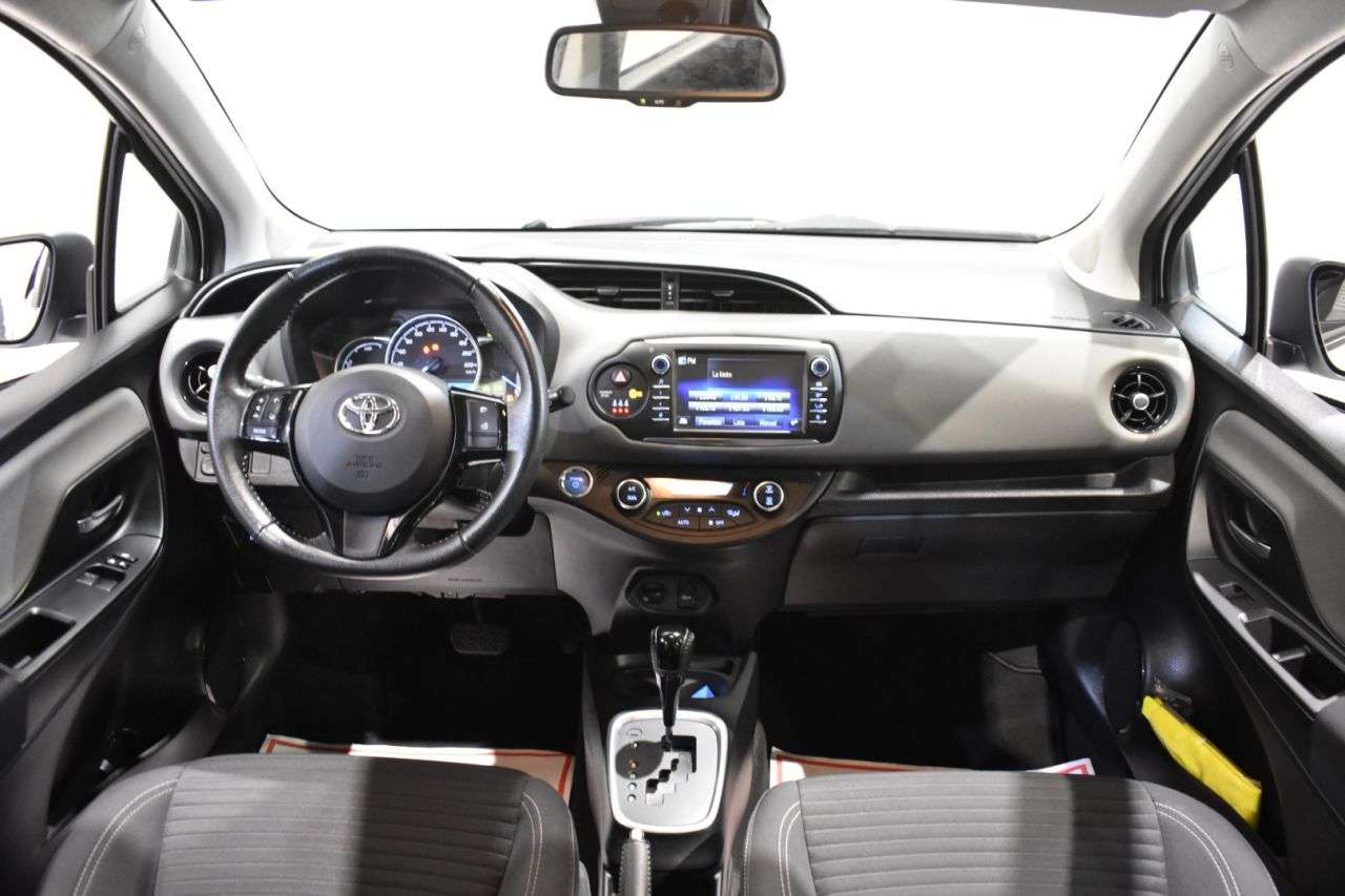 TOYOTA YARIS en Minoautos