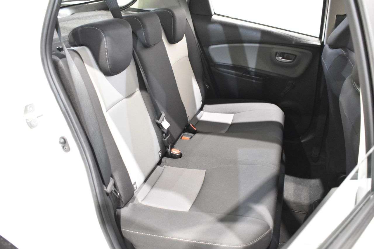 TOYOTA YARIS en Minoautos