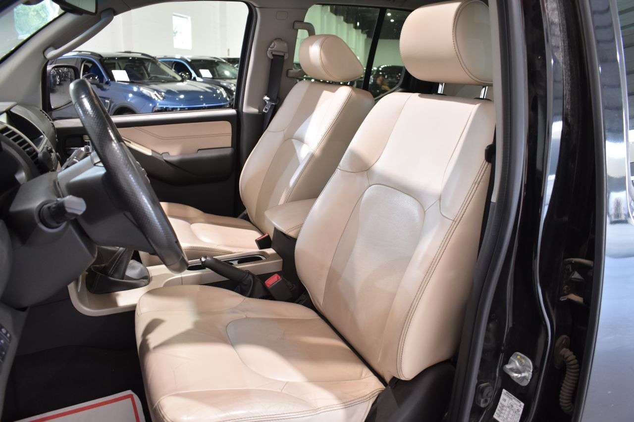 NISSAN NAVARA en Minoautos