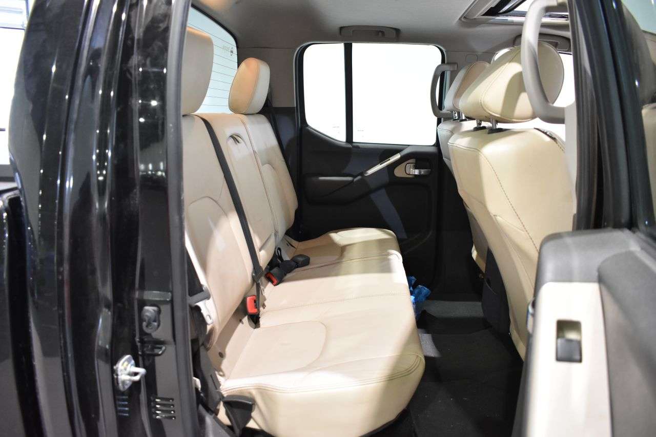 NISSAN NAVARA en Minoautos