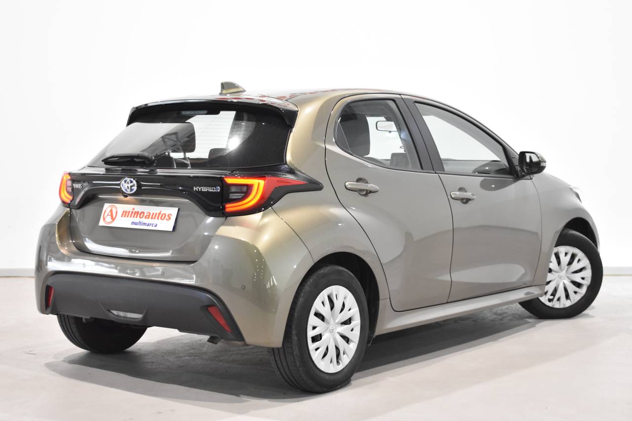 TOYOTA YARIS en Minoautos