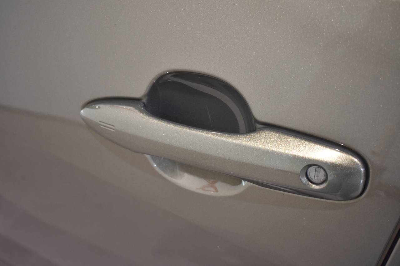 TOYOTA YARIS en Minoautos