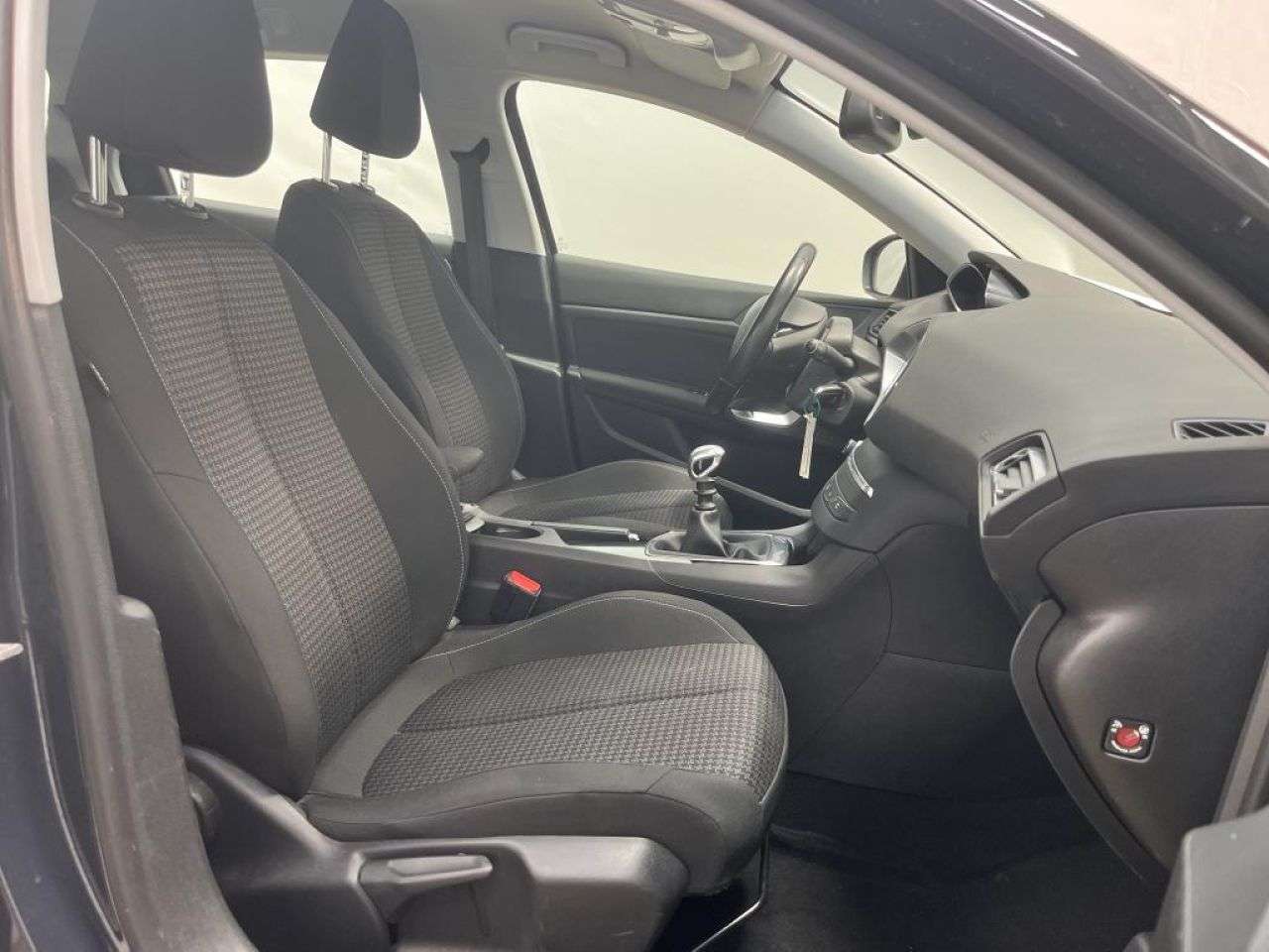 PEUGEOT 308 SW en Minoautos