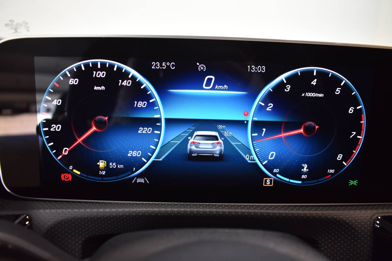 MERCEDES-BENZ CLASE A