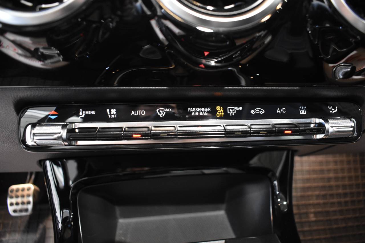 MERCEDES-BENZ CLASE A