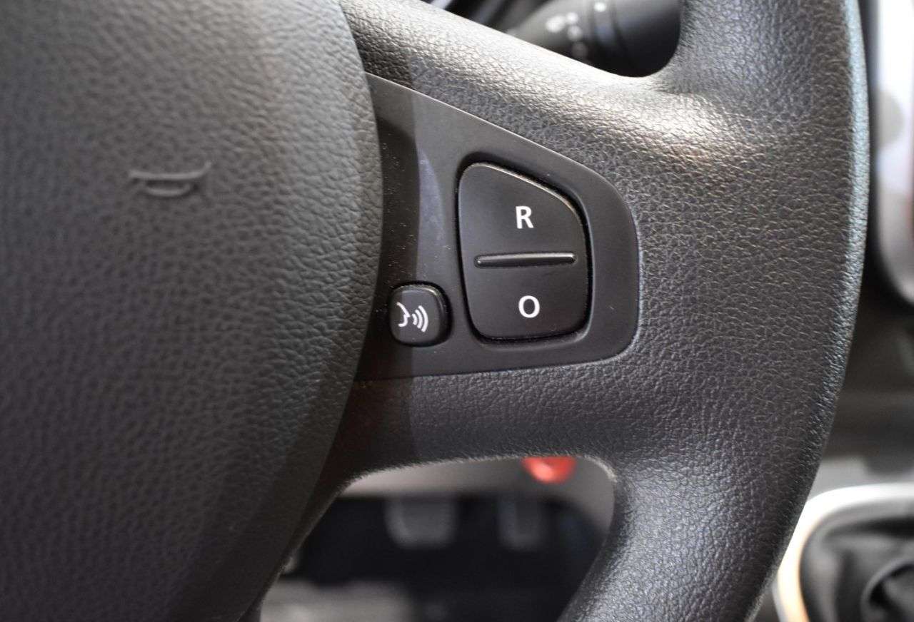 RENAULT TRAFIC en Minoautos