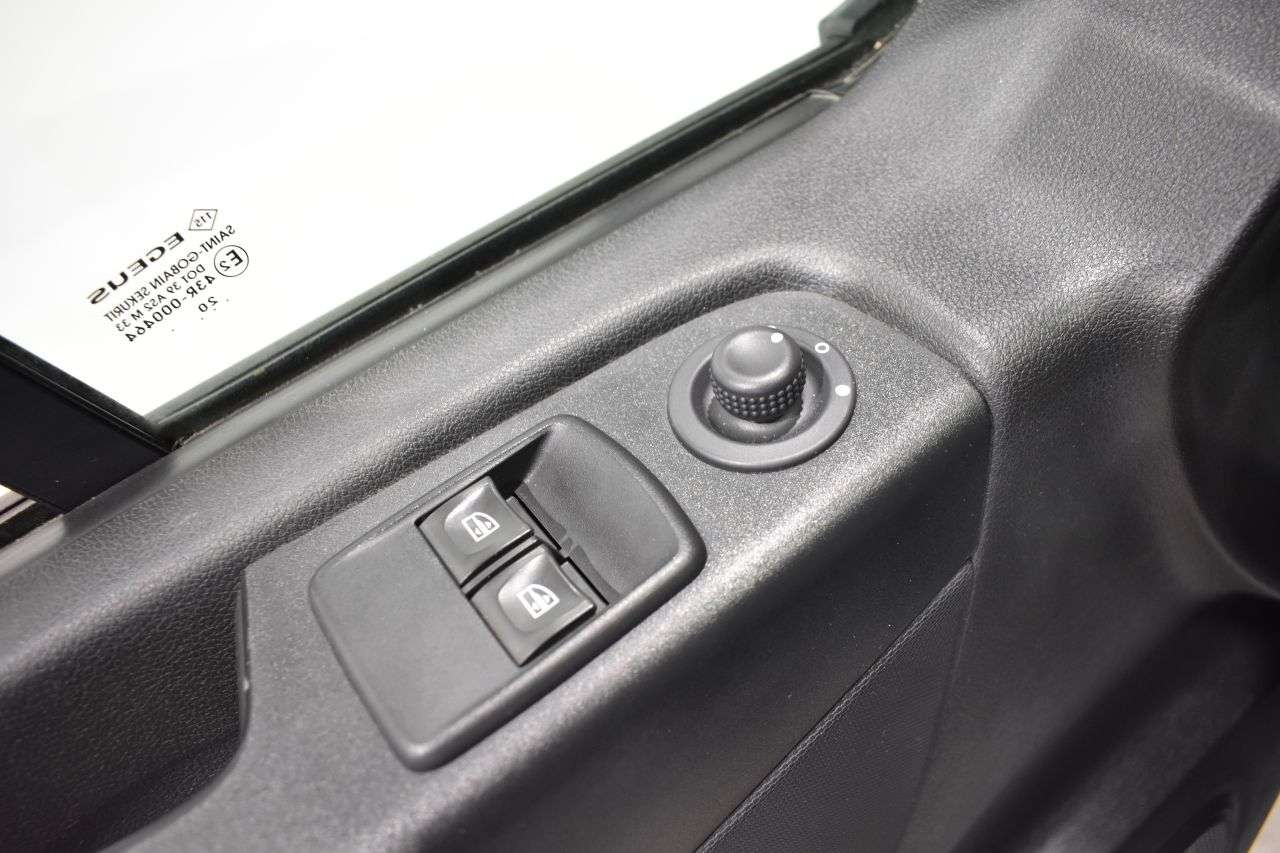 RENAULT TRAFIC en Minoautos