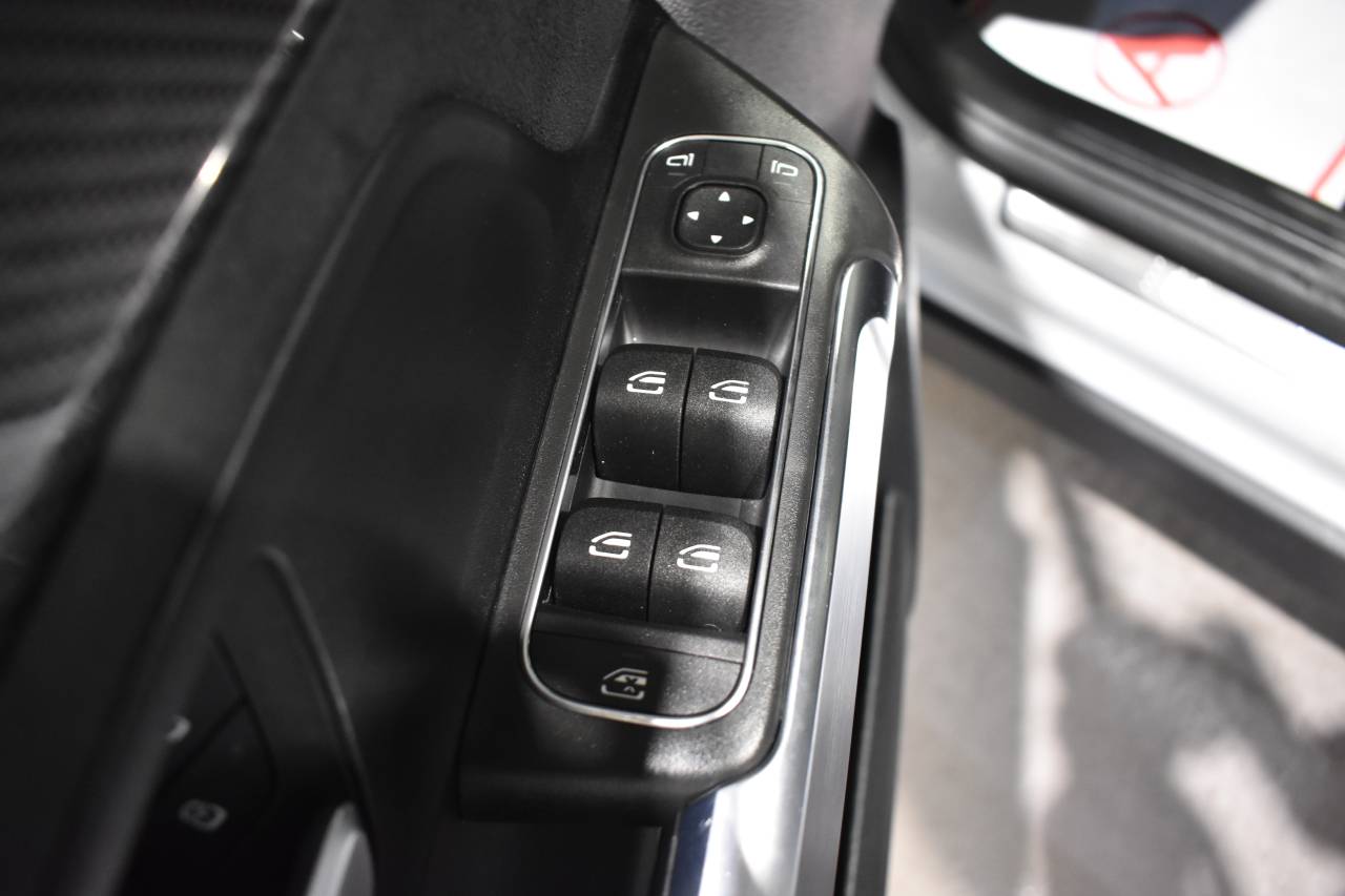 MERCEDES-BENZ GLB en Minoautos