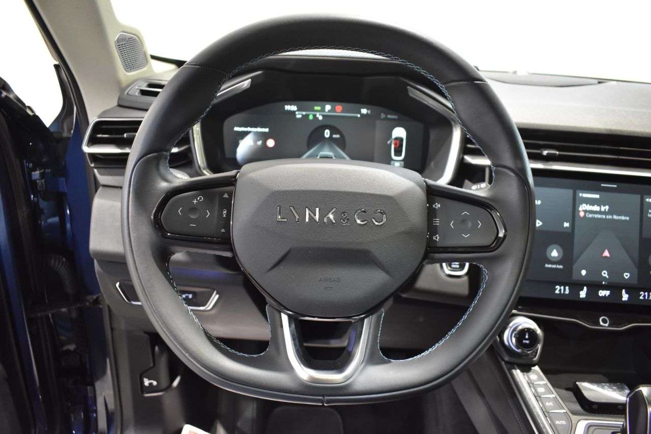 LYNK & CO 01 en Minoautos
