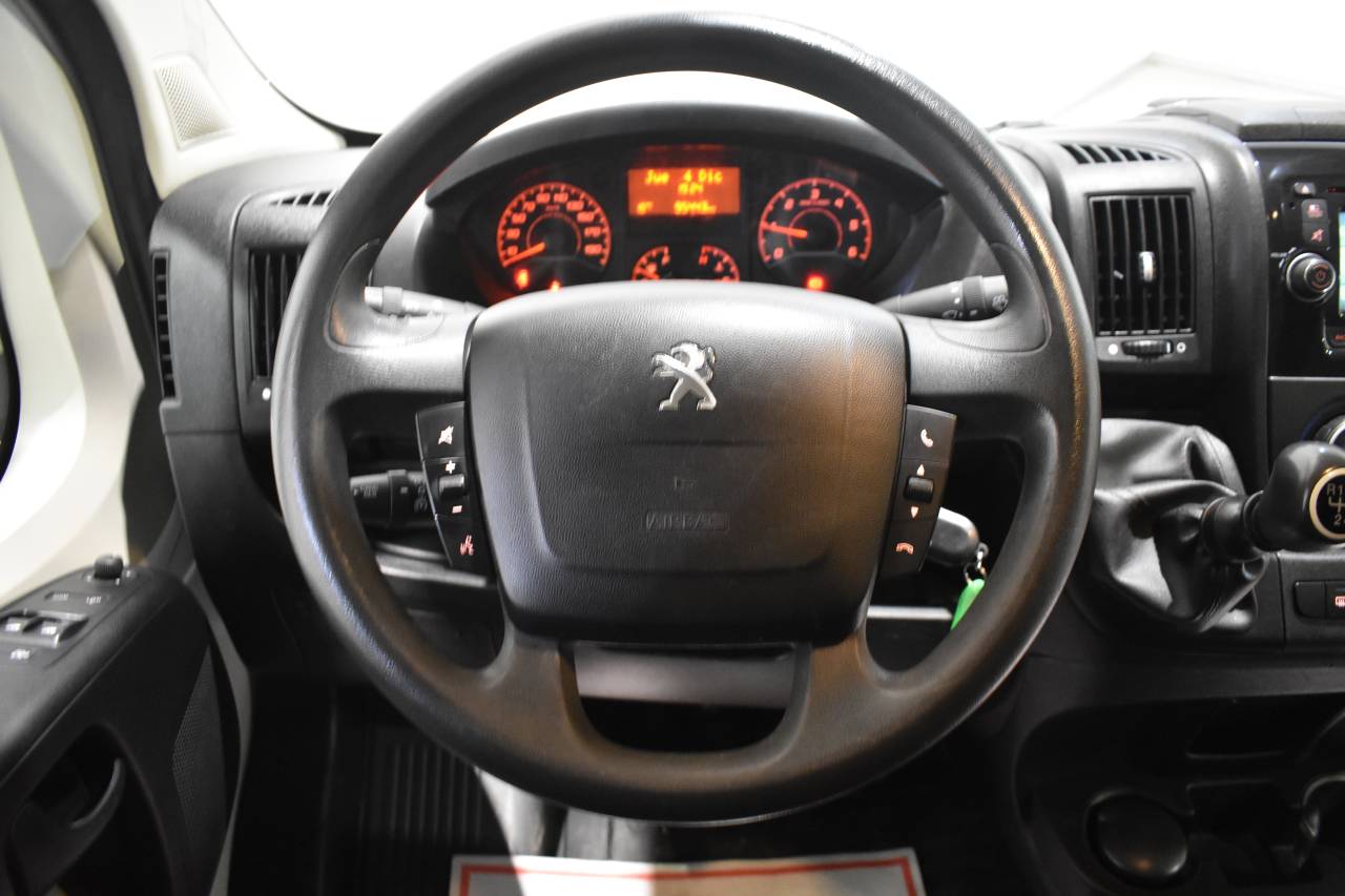 PEUGEOT BOXER en Minoautos