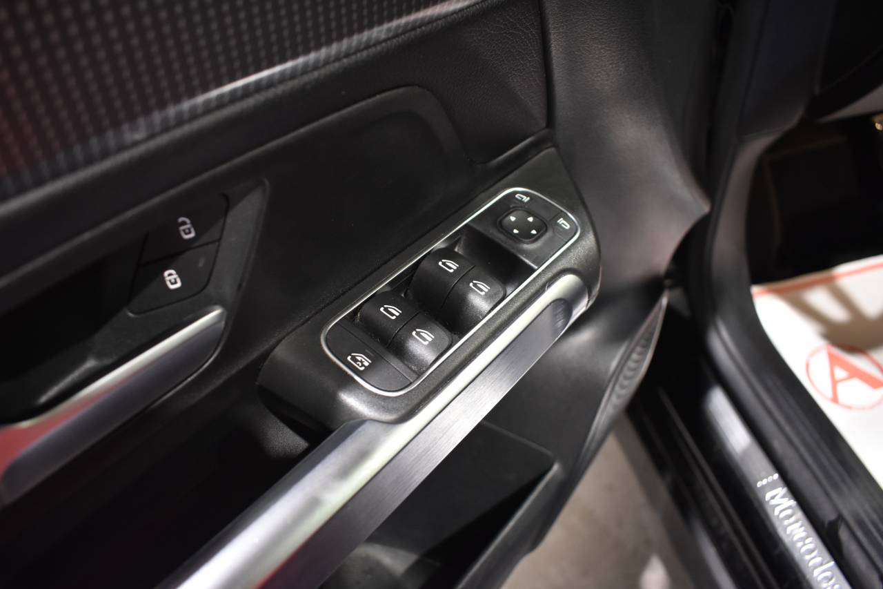 MERCEDES-BENZ GLB en Minoautos