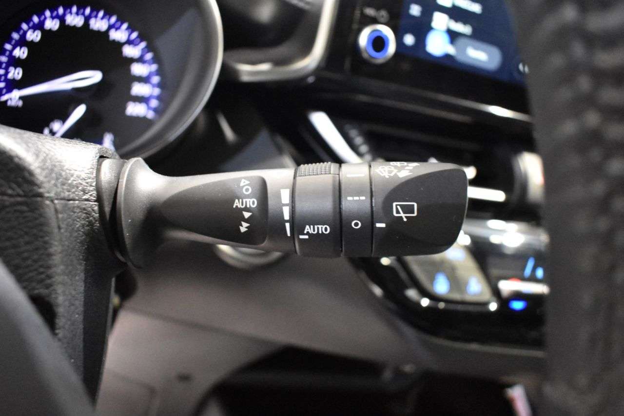 TOYOTA C-HR en Minoautos