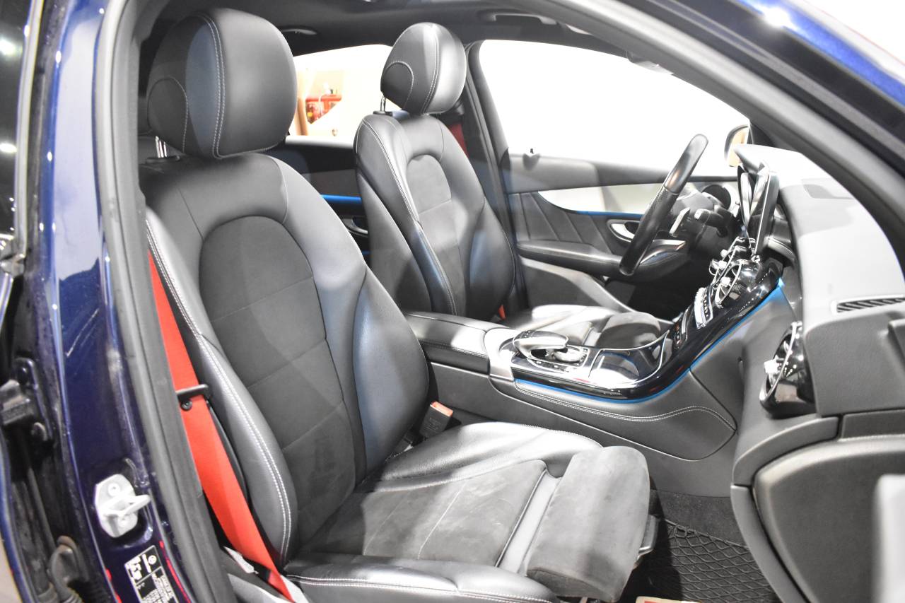 MERCEDES-BENZ GLC COUP� en Minoautos