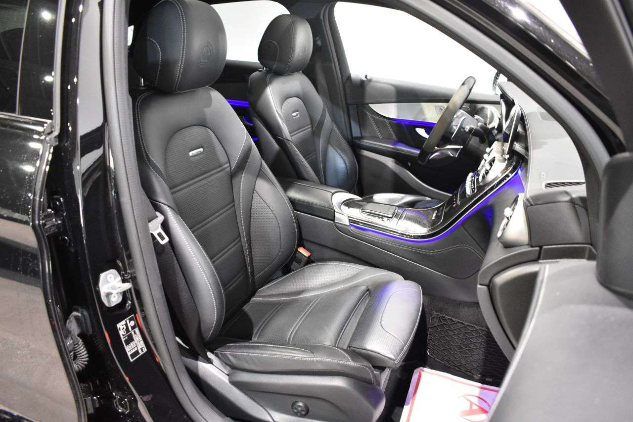 MERCEDES-BENZ GLC COUP� en Minoautos