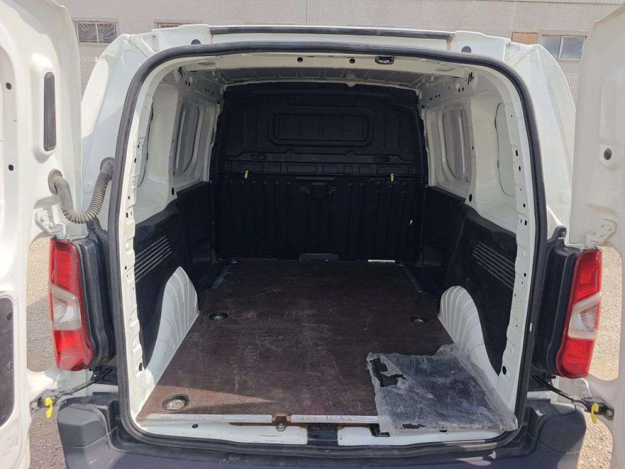 OPEL COMBO en Minoautos