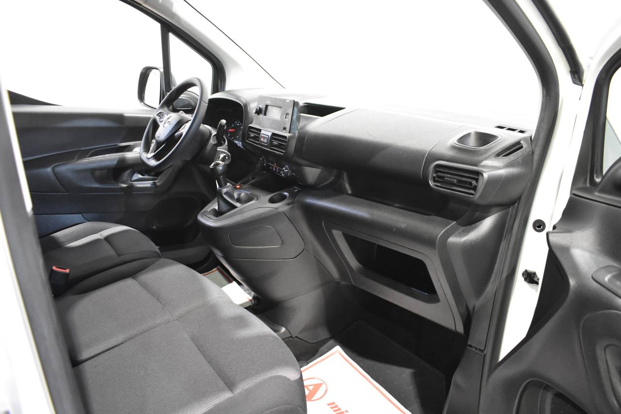OPEL COMBO en Minoautos
