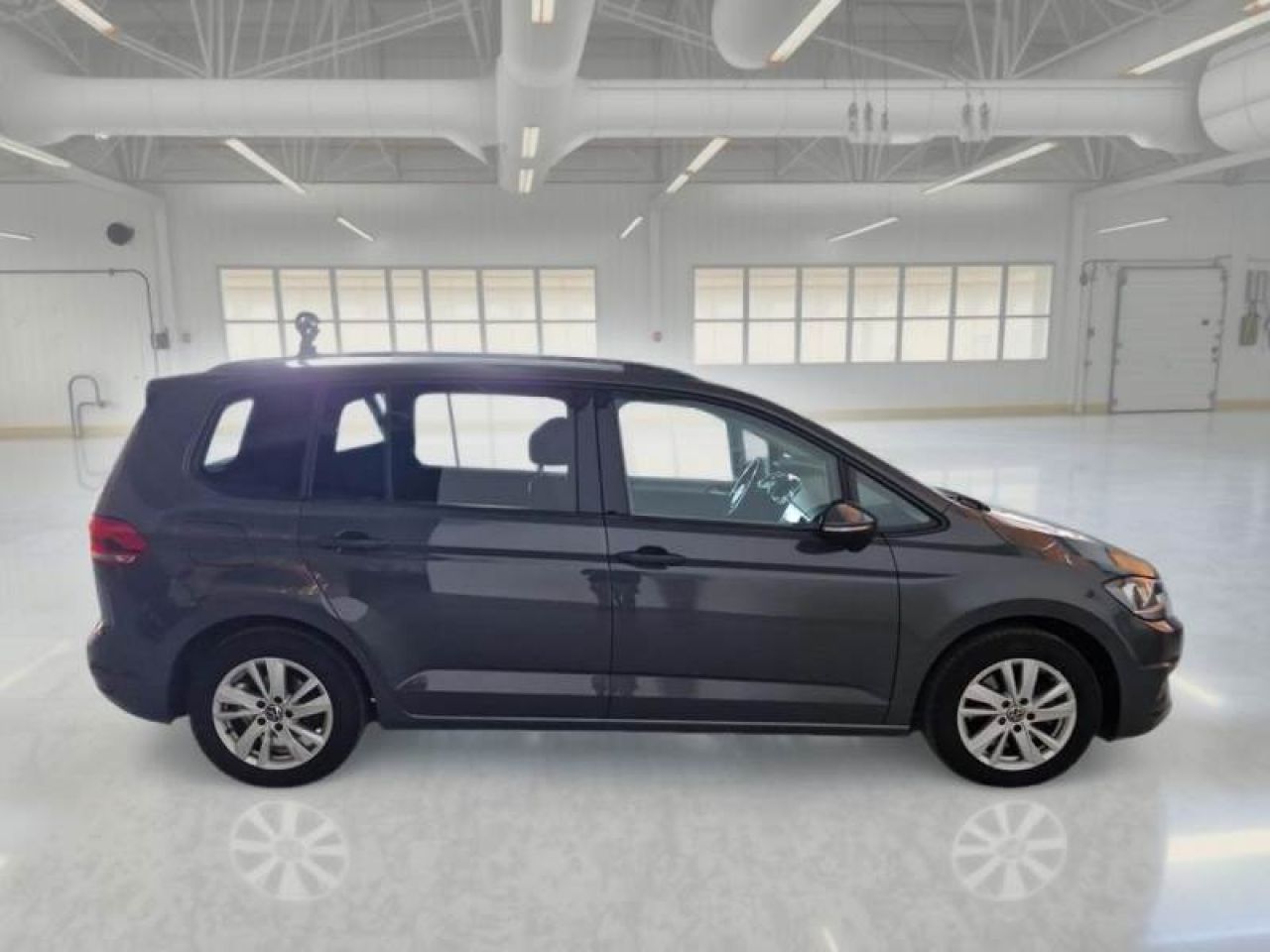 VW TOURAN en Minoautos