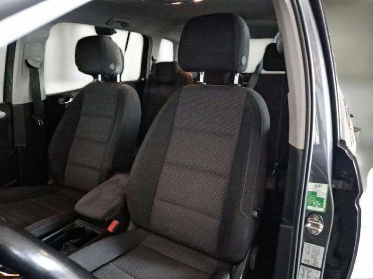 VW TOURAN en Minoautos