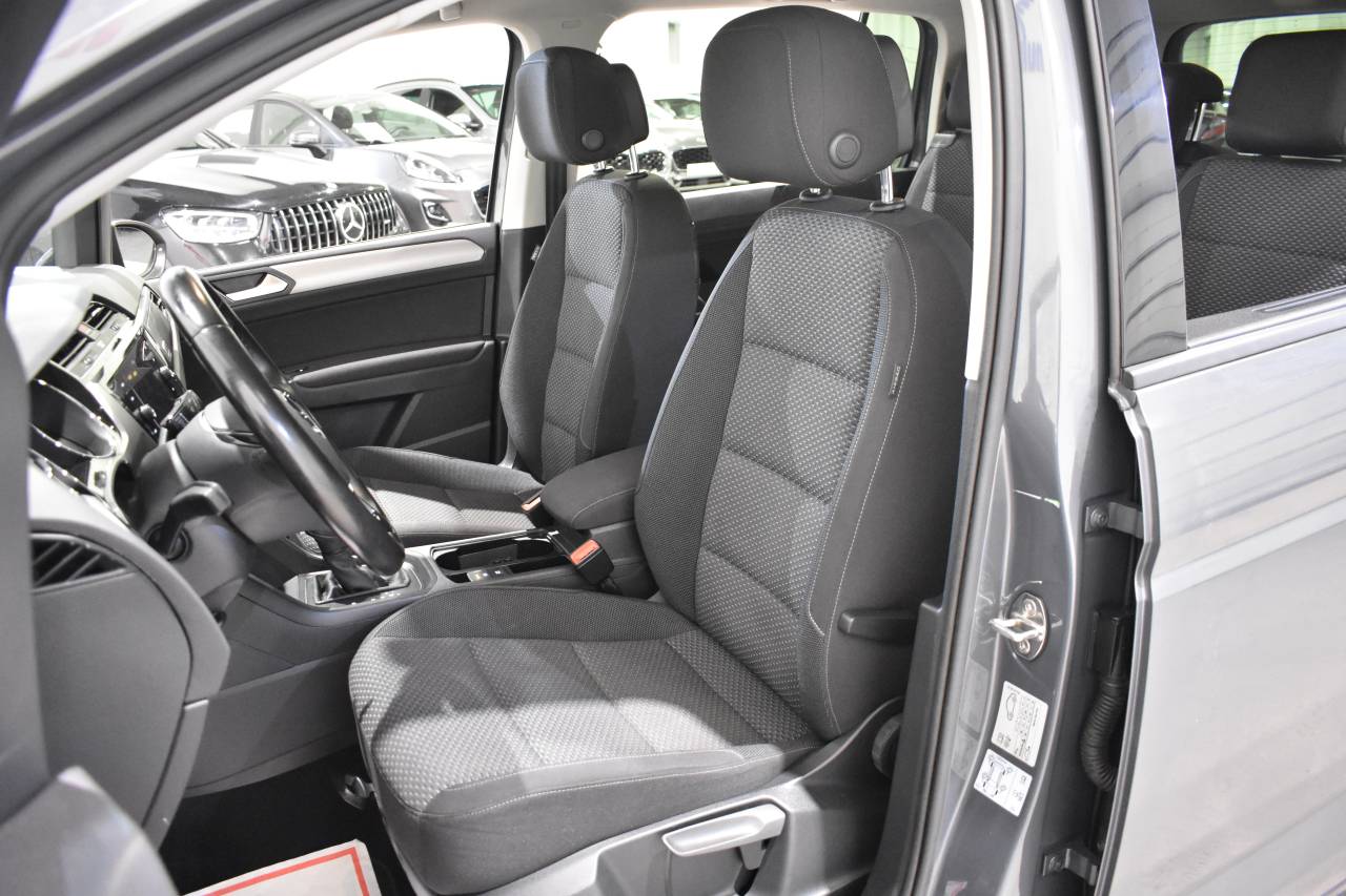 VW TOURAN en Minoautos