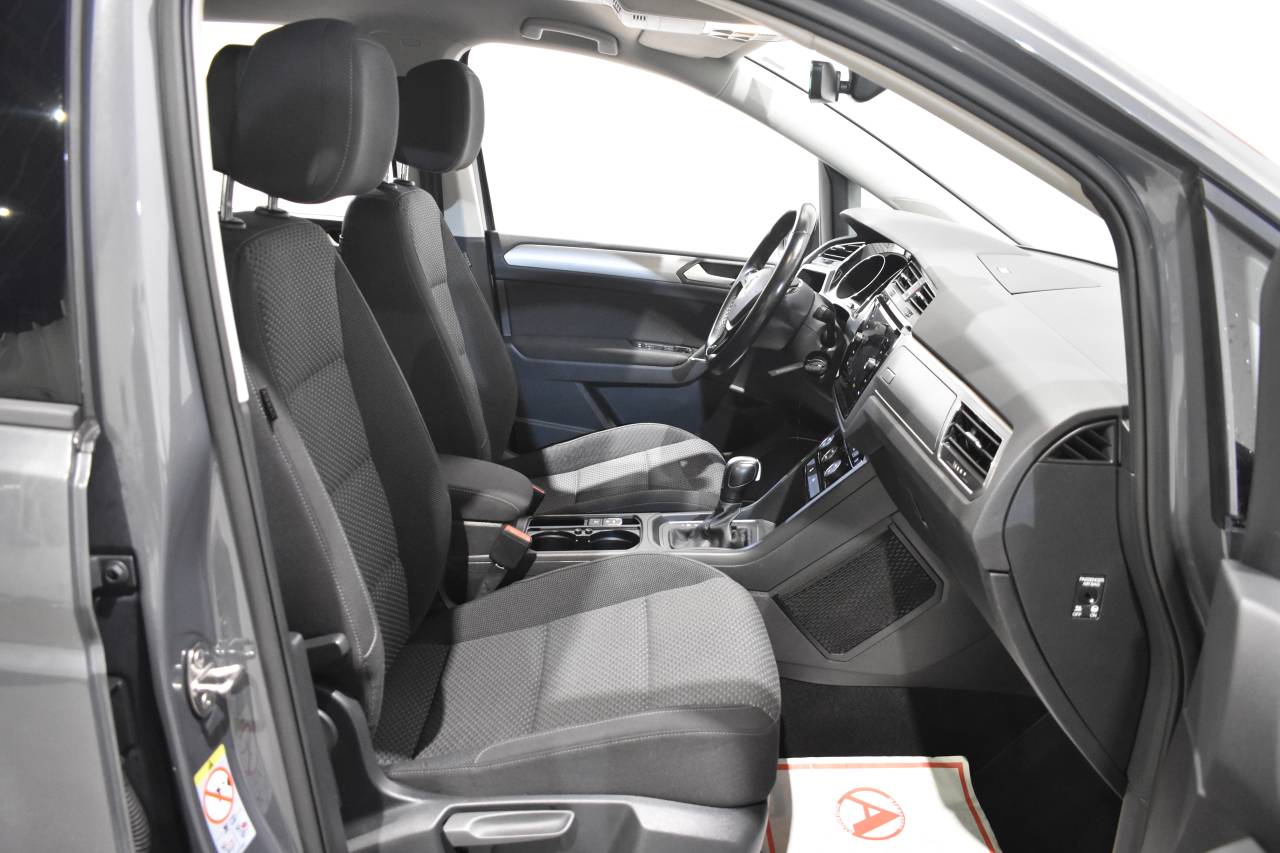 VW TOURAN en Minoautos
