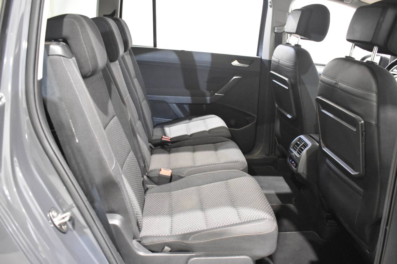 VW TOURAN en Minoautos