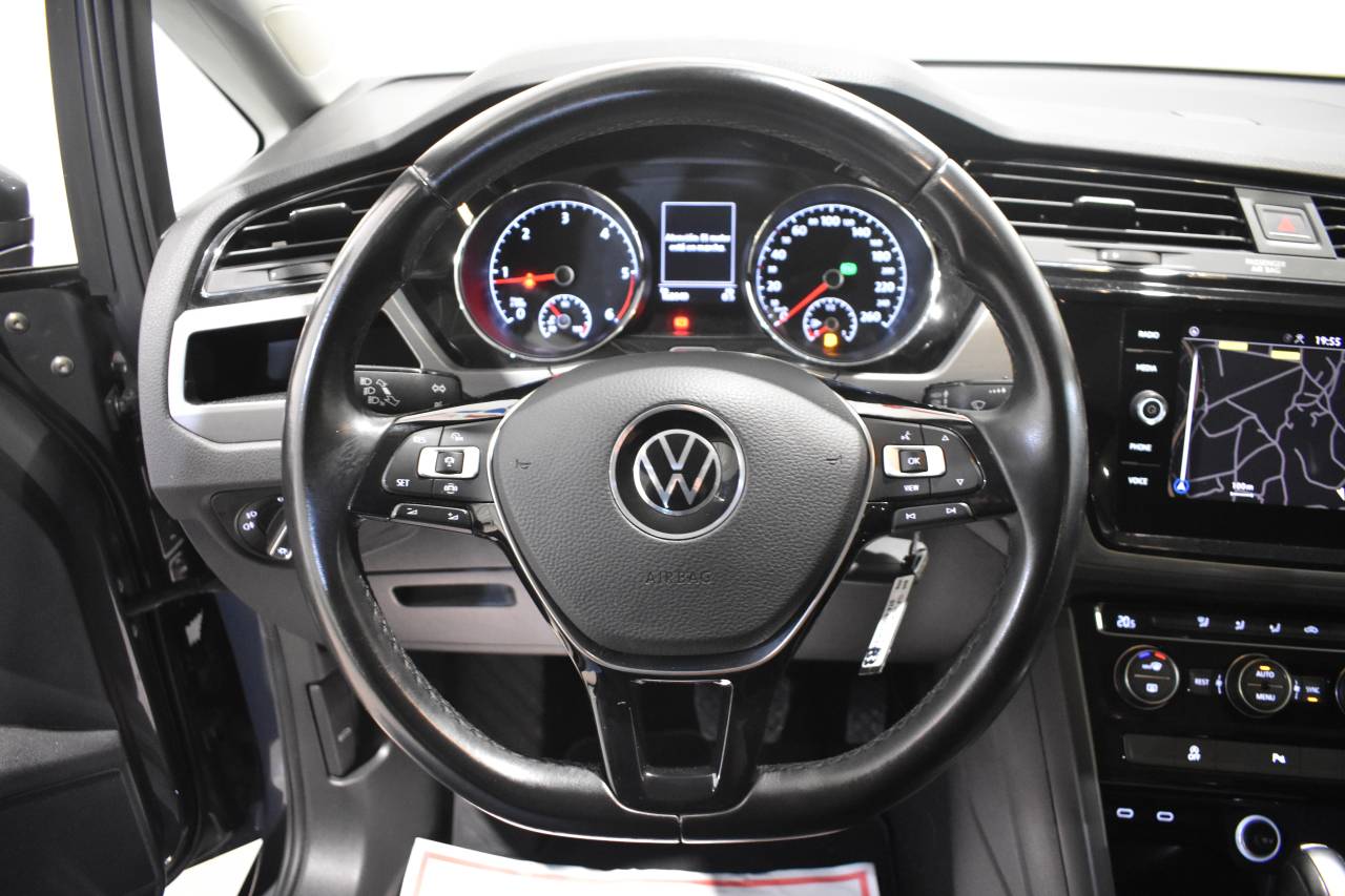 VW TOURAN en Minoautos