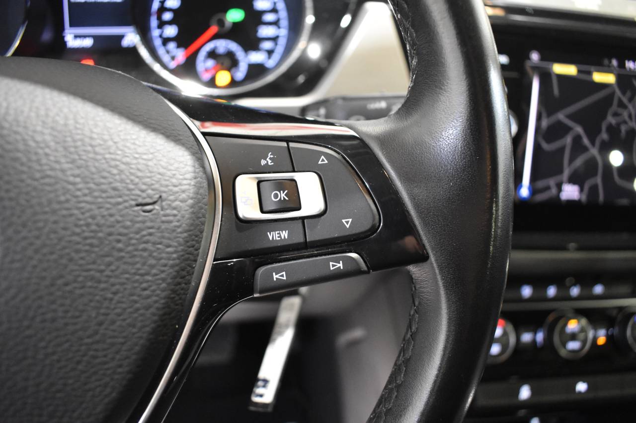 VW TOURAN en Minoautos