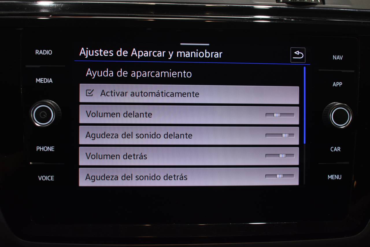 VW TOURAN en Minoautos